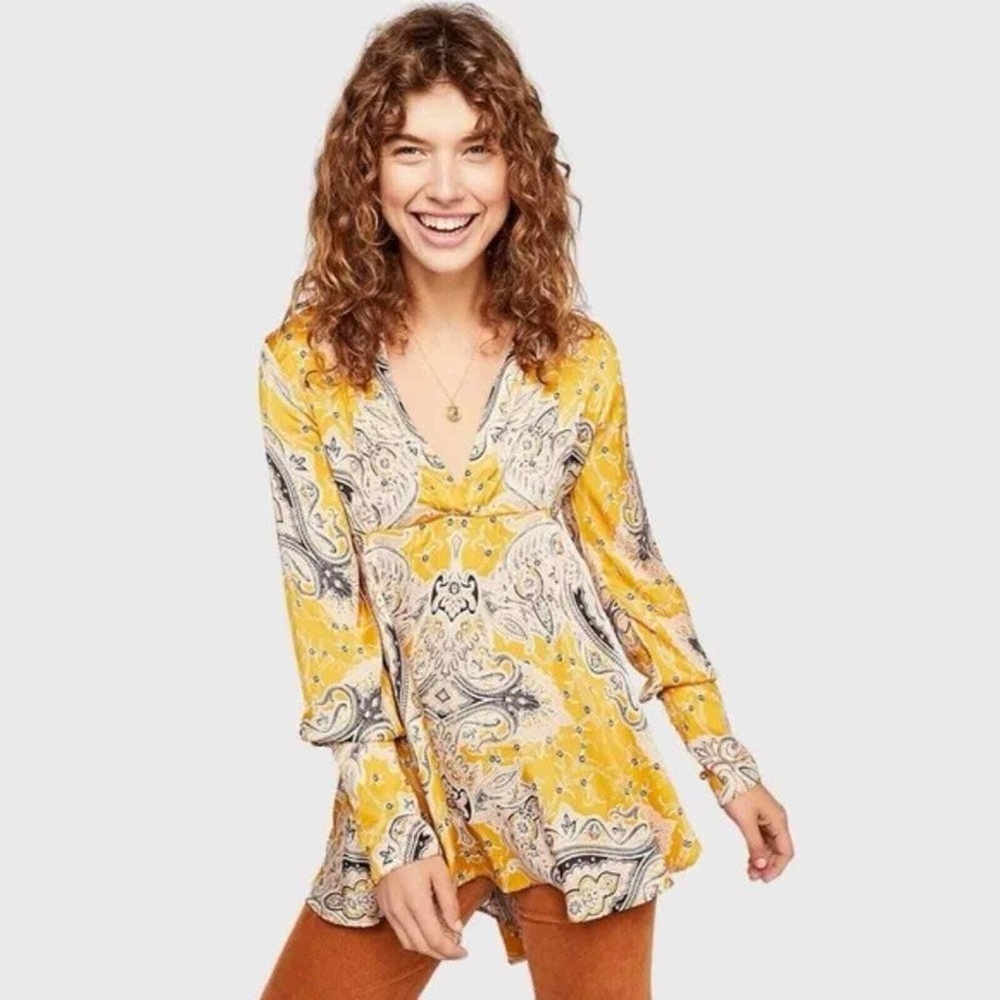 Free People Field of Butterflies Tunic Size Large